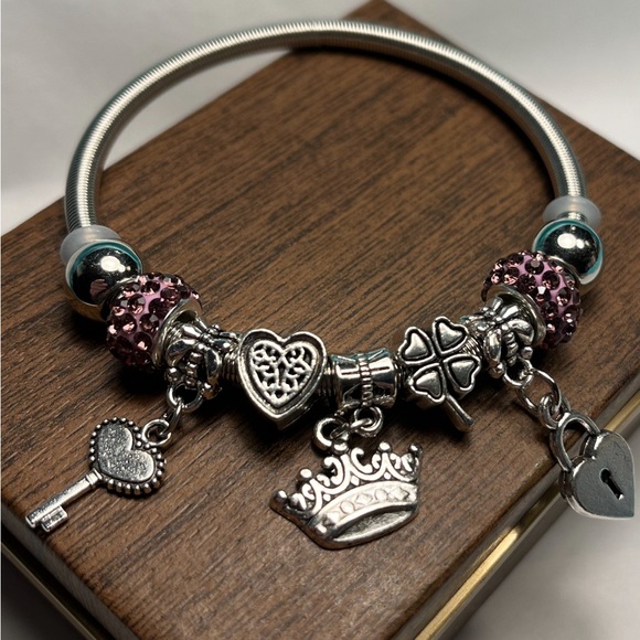 2159-PCM Snake Stretch Chain  Beads And Charm Bracelet - Picture 6 of 14